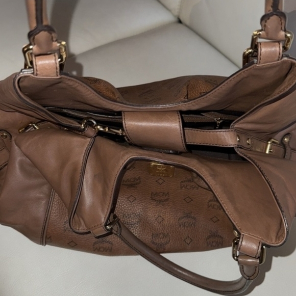 MCM Visetos Brown Leather Hobo Bag With COA - Picture 15 of 16